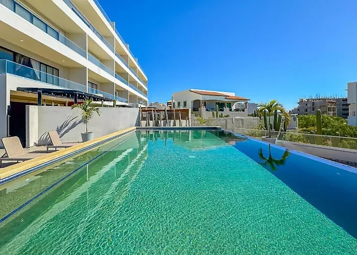 Сasa de vacaciones Stunning Oceanfront Luxury With Spacious Balcony- Perfect For Families